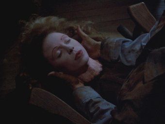 Стоп-кадр из фильма «Зловещие мертвецы».