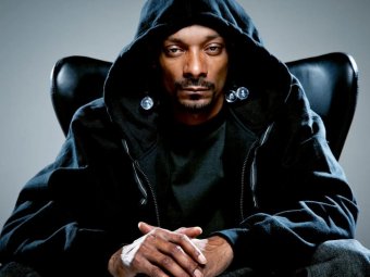 Фото с сайта исполнителя Snoop Dogg.