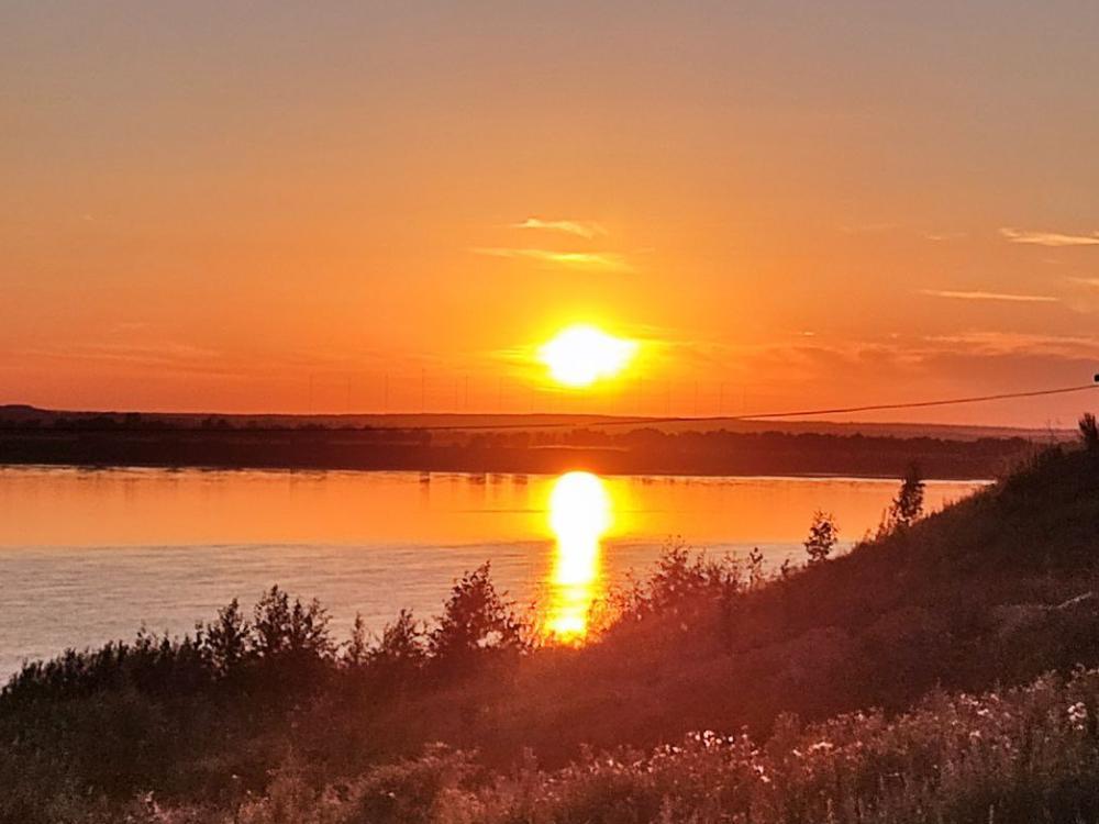 Вечерело солнце село. Солнце село. Солнце село за горою. Картинки - солнце село поэтому.