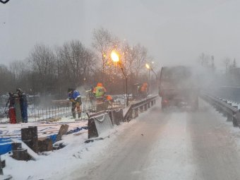 Редакция благодарит за свежее героическое фото выдающегося деятеля современности Михаила Шишова